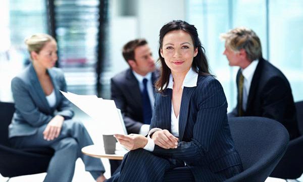Nhận bằng cử nhân có giá trị tương đương bằng chính quy.