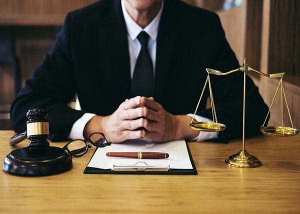 Những môn học bắt buộc trong chương trình đào tạo ngành Luật Kinh tế