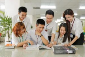 quản trị kinh doanh học trường nào